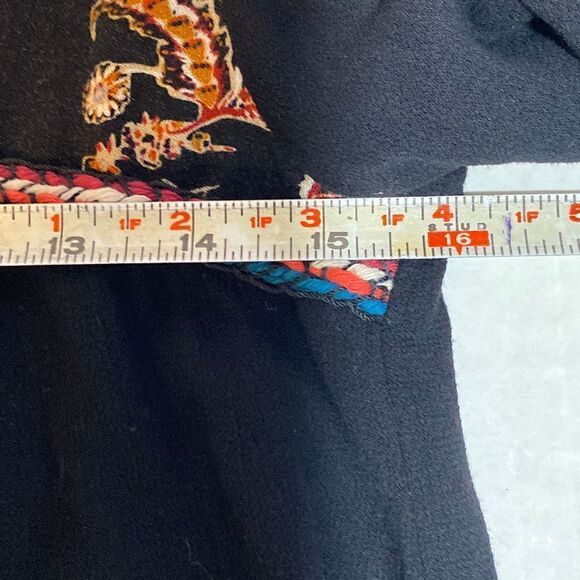 Hem and Thread Boho Chic Black Embroidered V-Neck Top with Bell Sleeves Size Sma - Picture 9 of 13